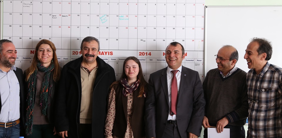 Önder TMMOBdan destek sözü aldı